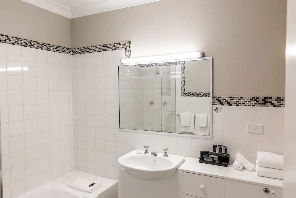 The Belmore All Suite Hotel