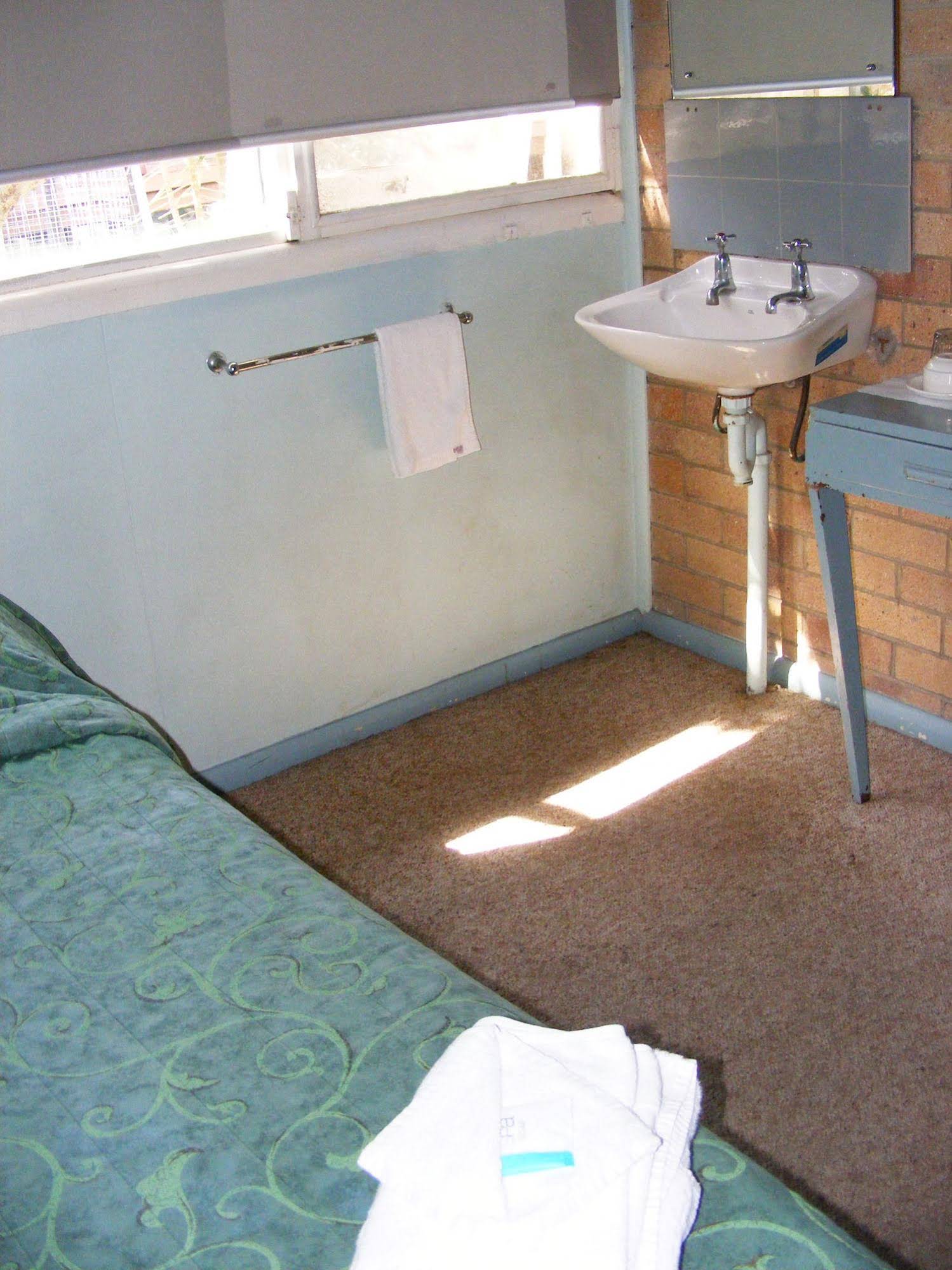 Rod N Reel Hotel Motel Woodburn