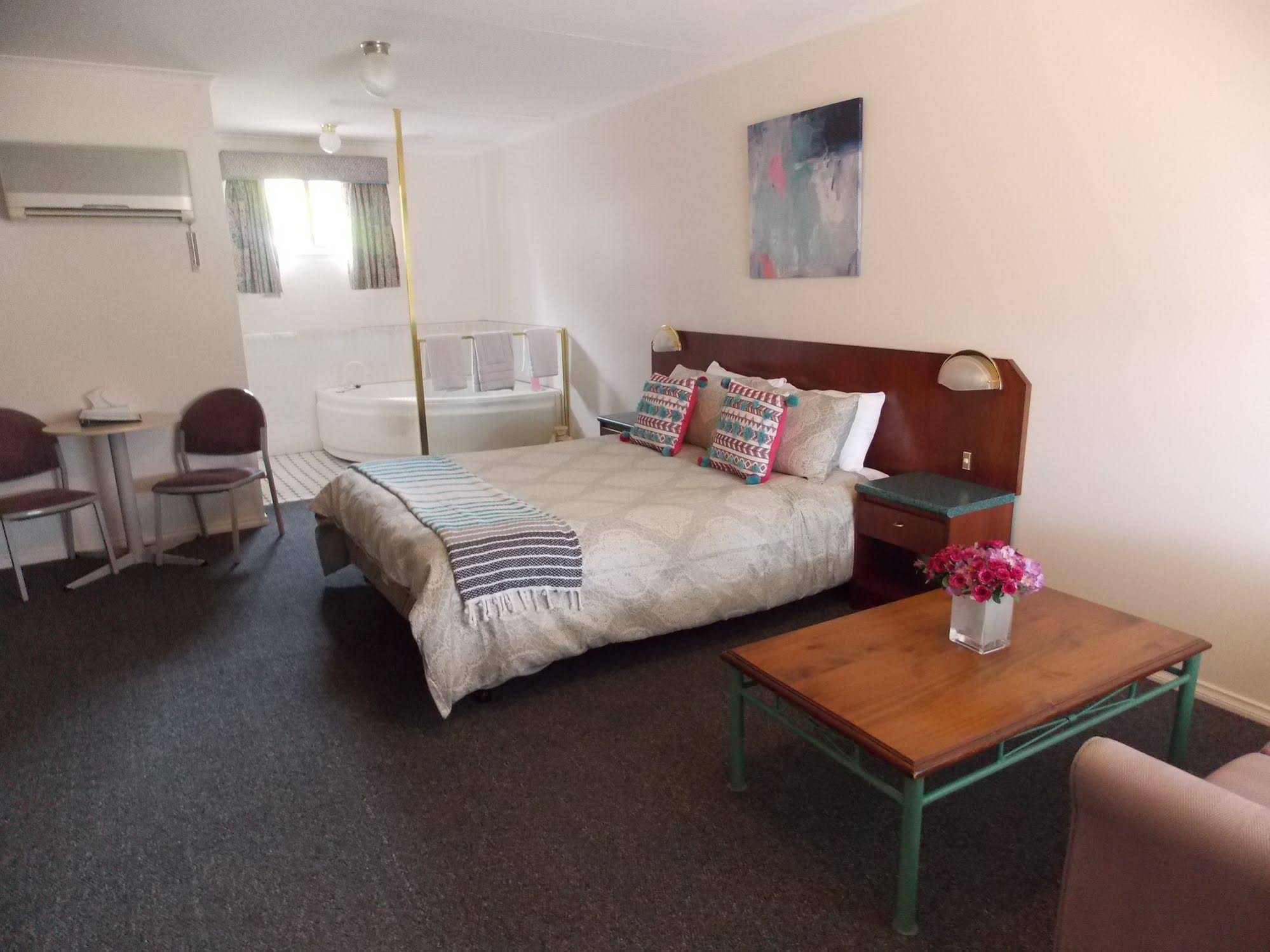 Yass Motel