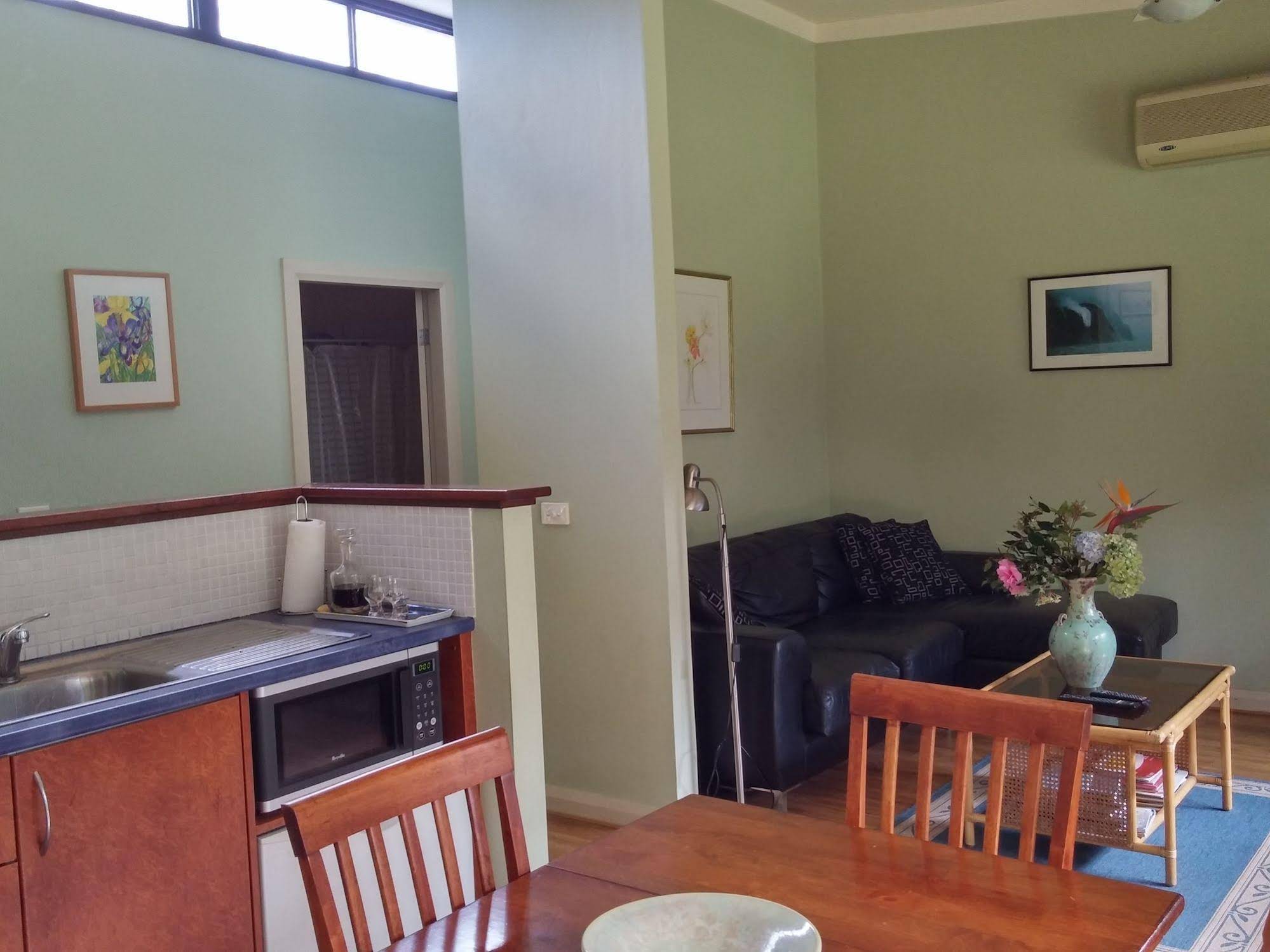 Milton Country Cottages
