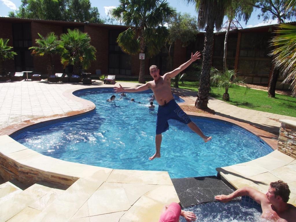 Alice in the Territory