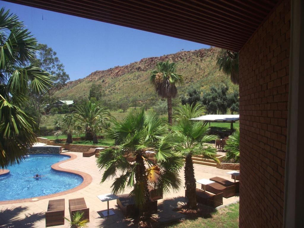 Alice in the Territory