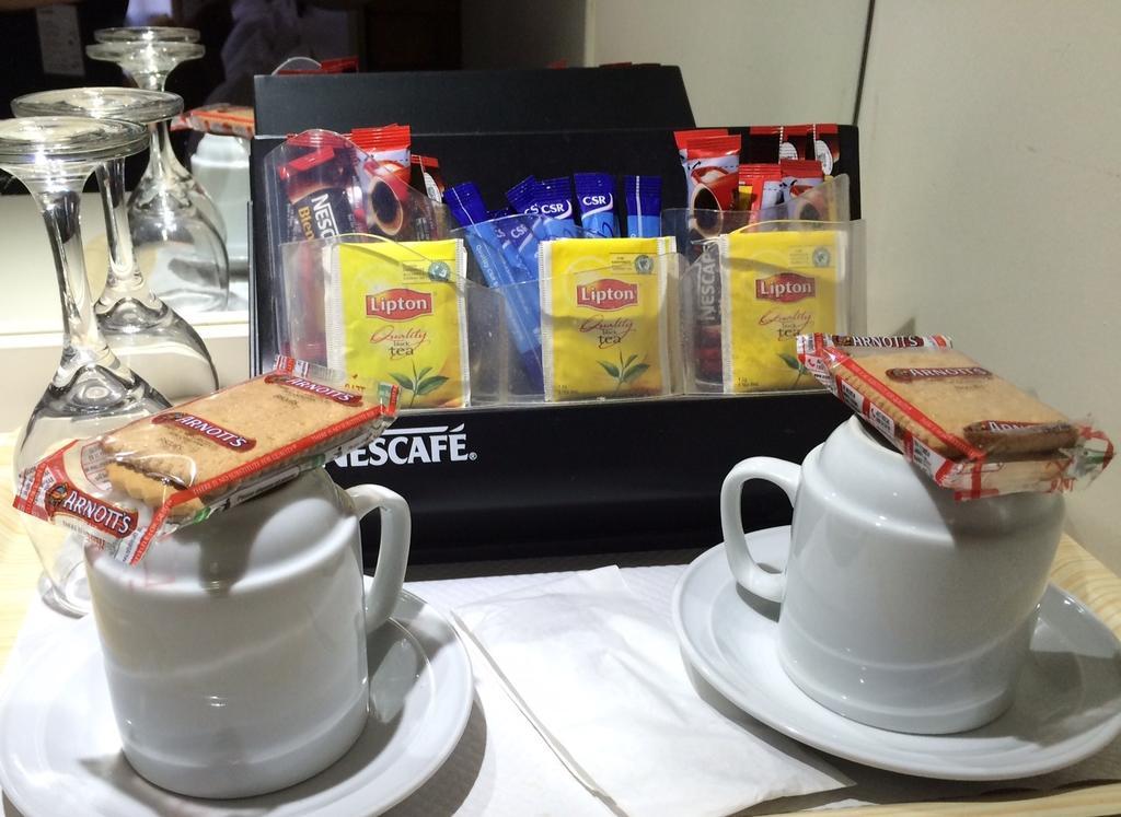 Alice in the Territory