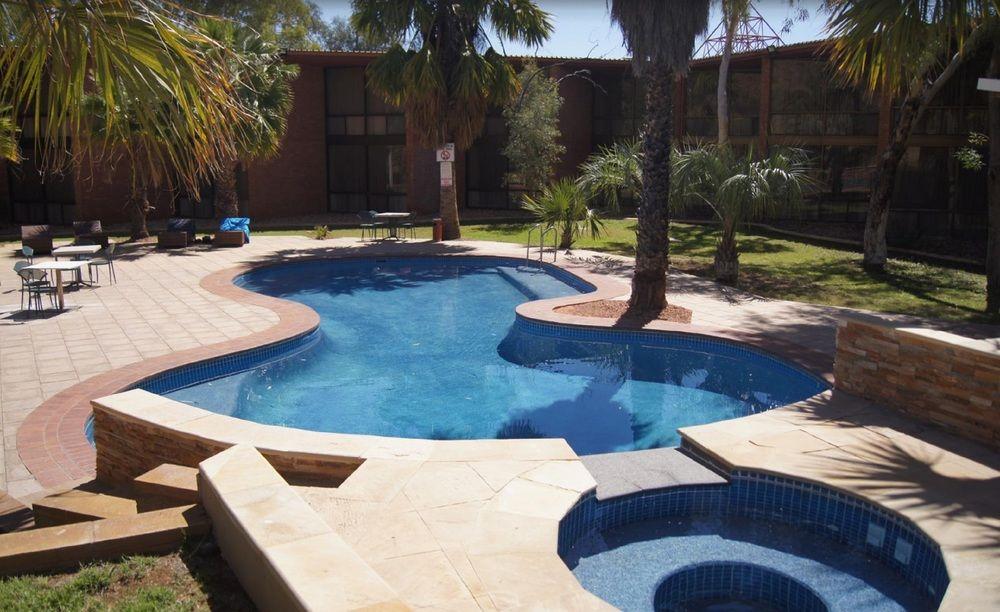 Alice in the Territory