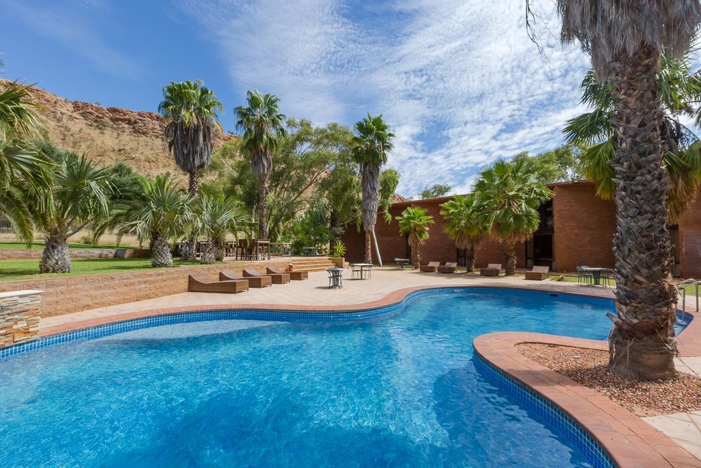 Alice in the Territory