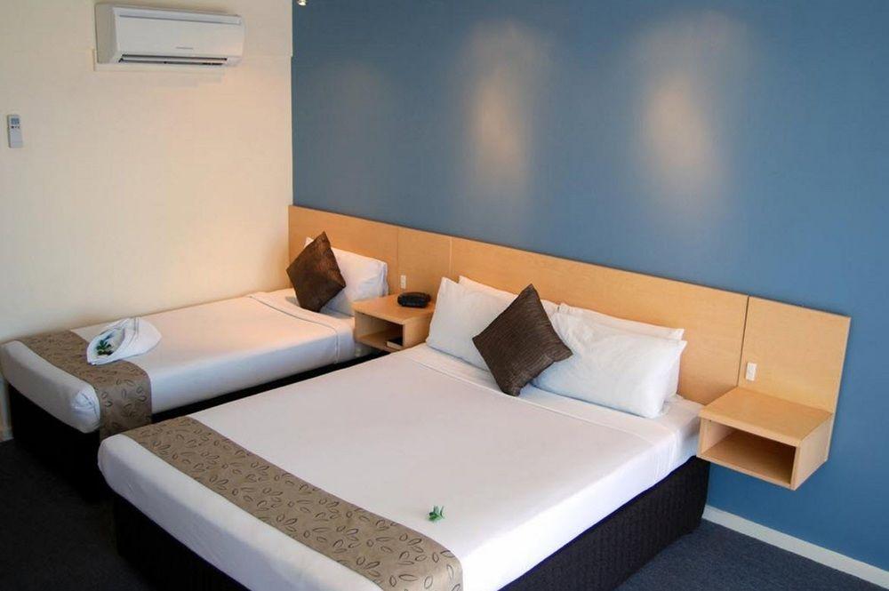 Stay at Alice Springs Hotel