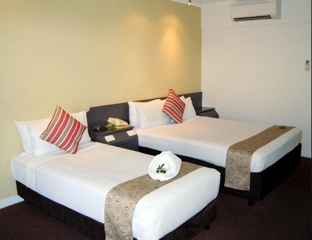 Stay at Alice Springs Hotel