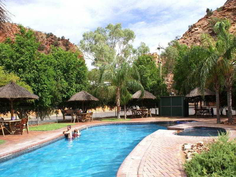 Heavitree Gap Outback Lodge