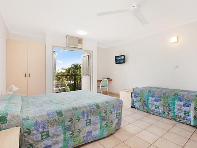 Peninsula Apartments Darwin