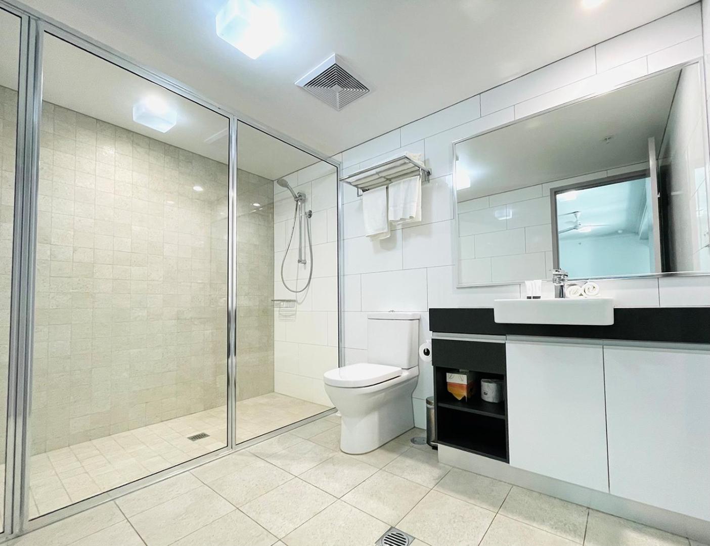 H on Mitchell Apartment Hotel