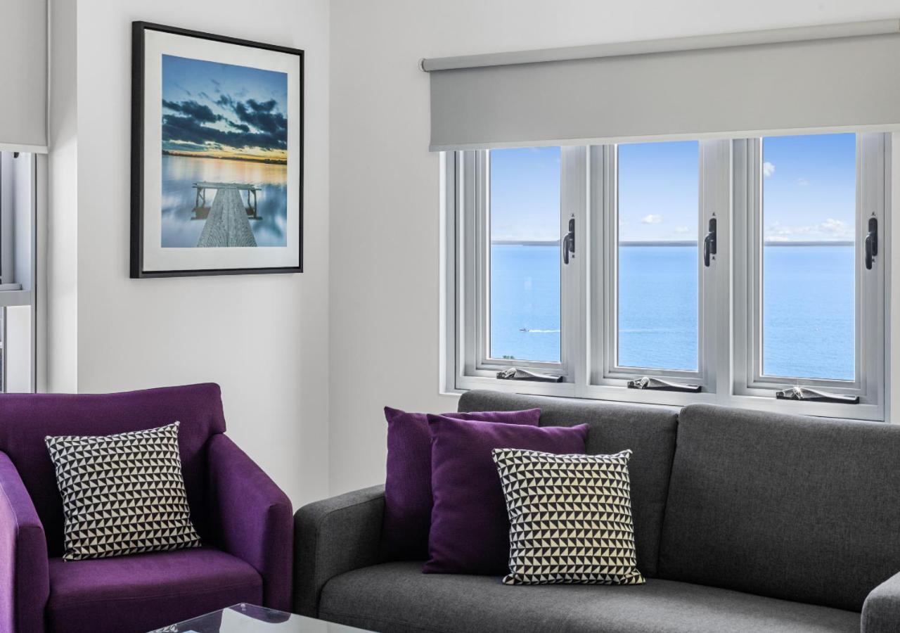 H on Mitchell Apartment Hotel