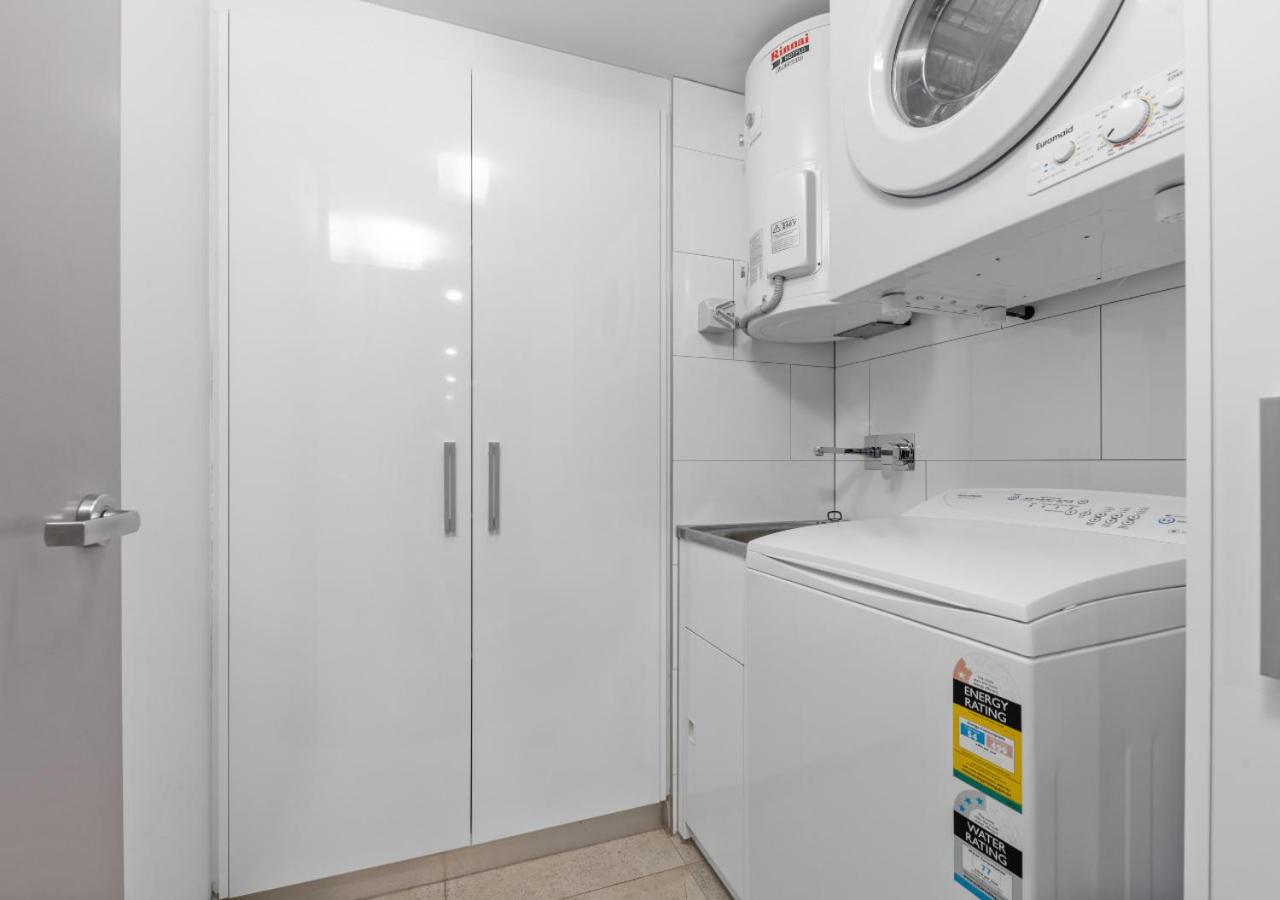 H on Mitchell Apartment Hotel