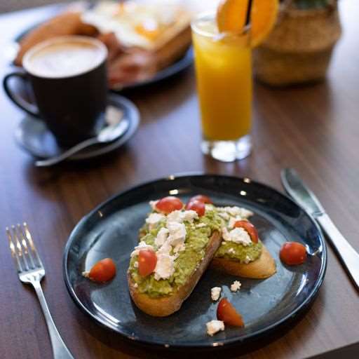 H on Mitchell Apartment Hotel