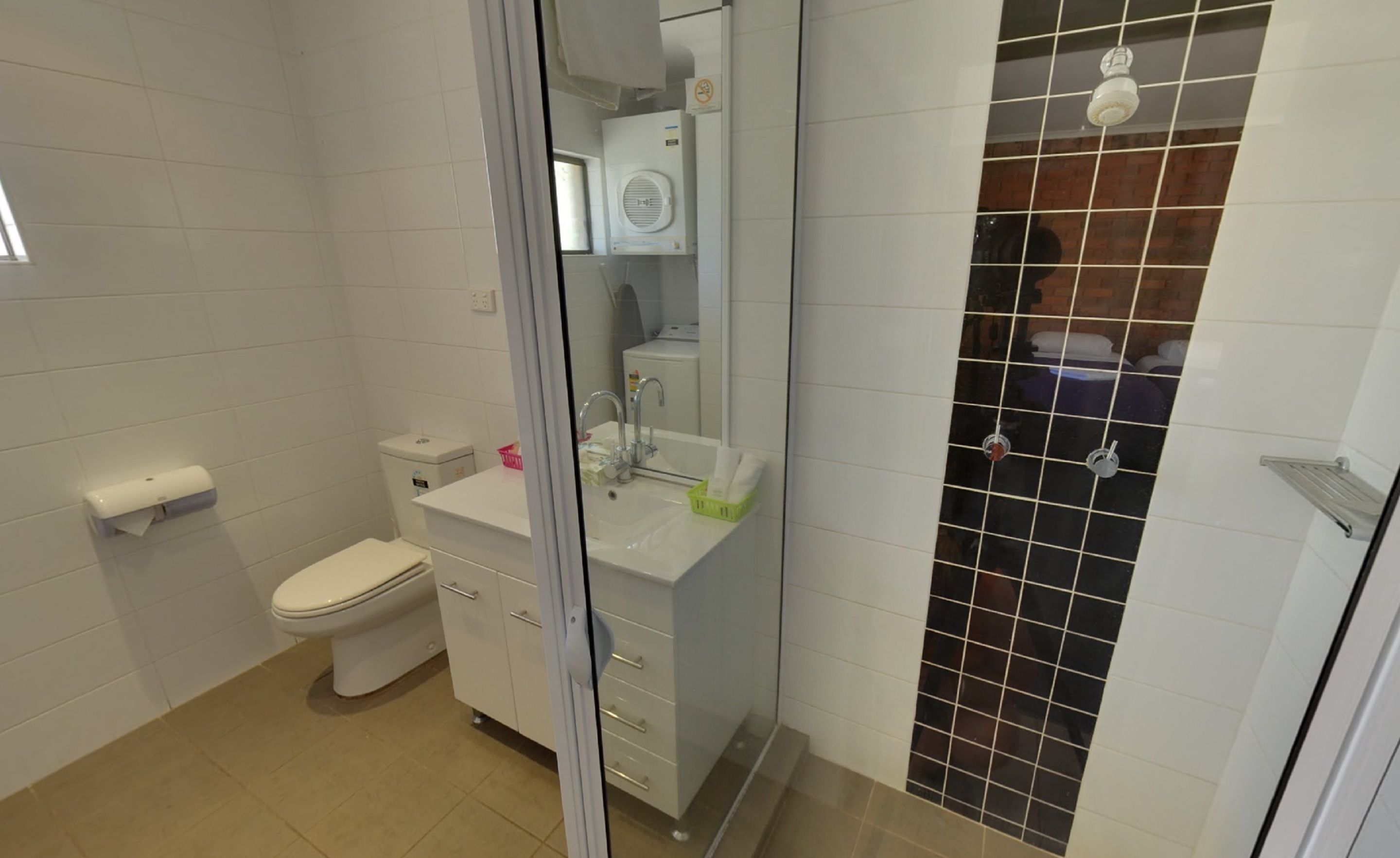 Contour Hotel Katherine