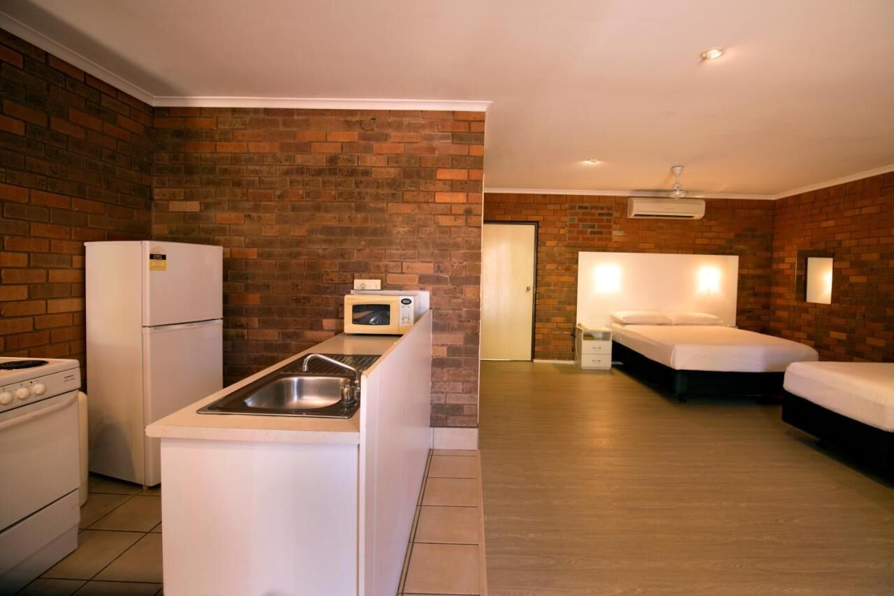 Contour Hotel Katherine