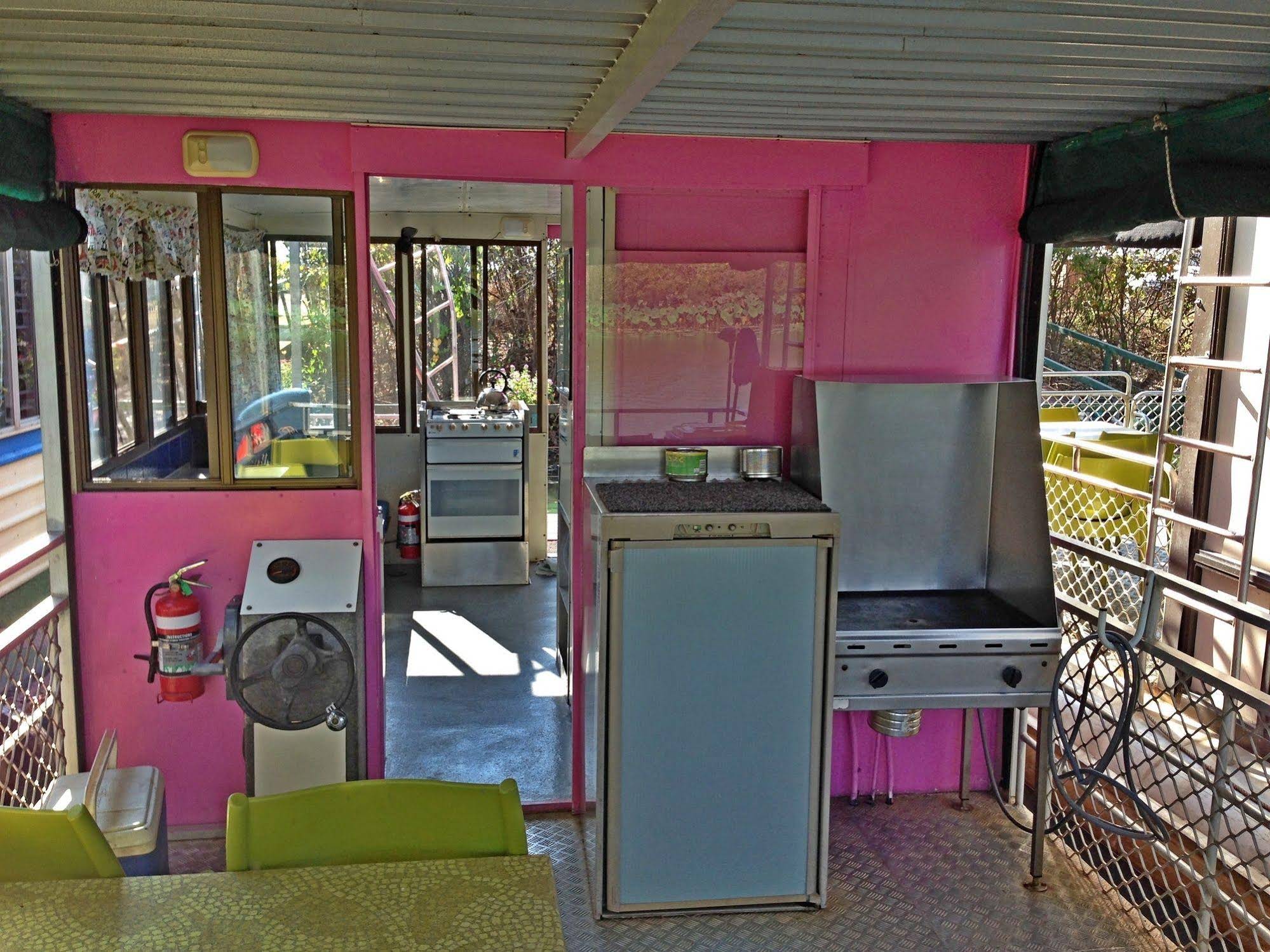 Mary River House Boats
