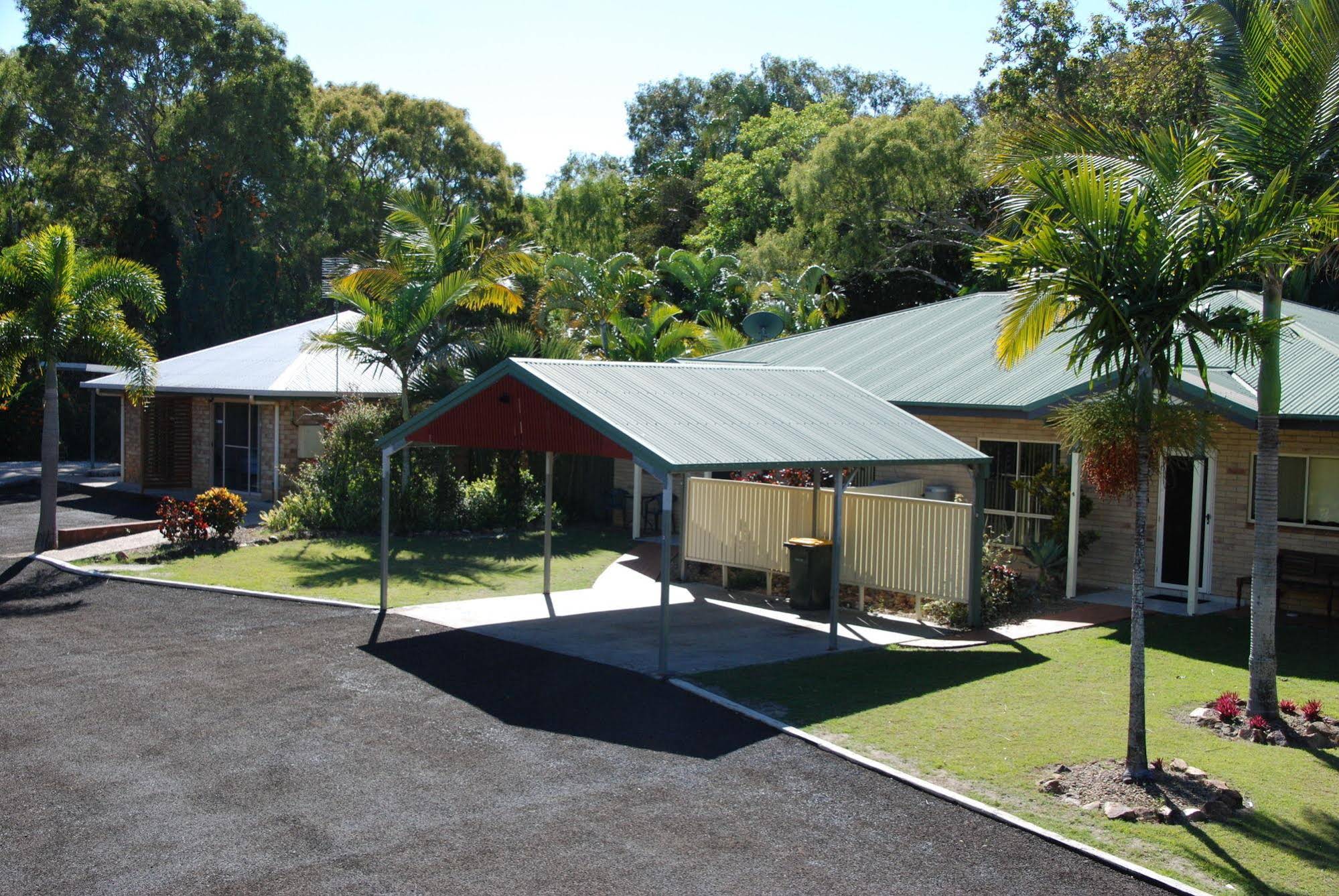 Agnes Palms Accommodation and Motel