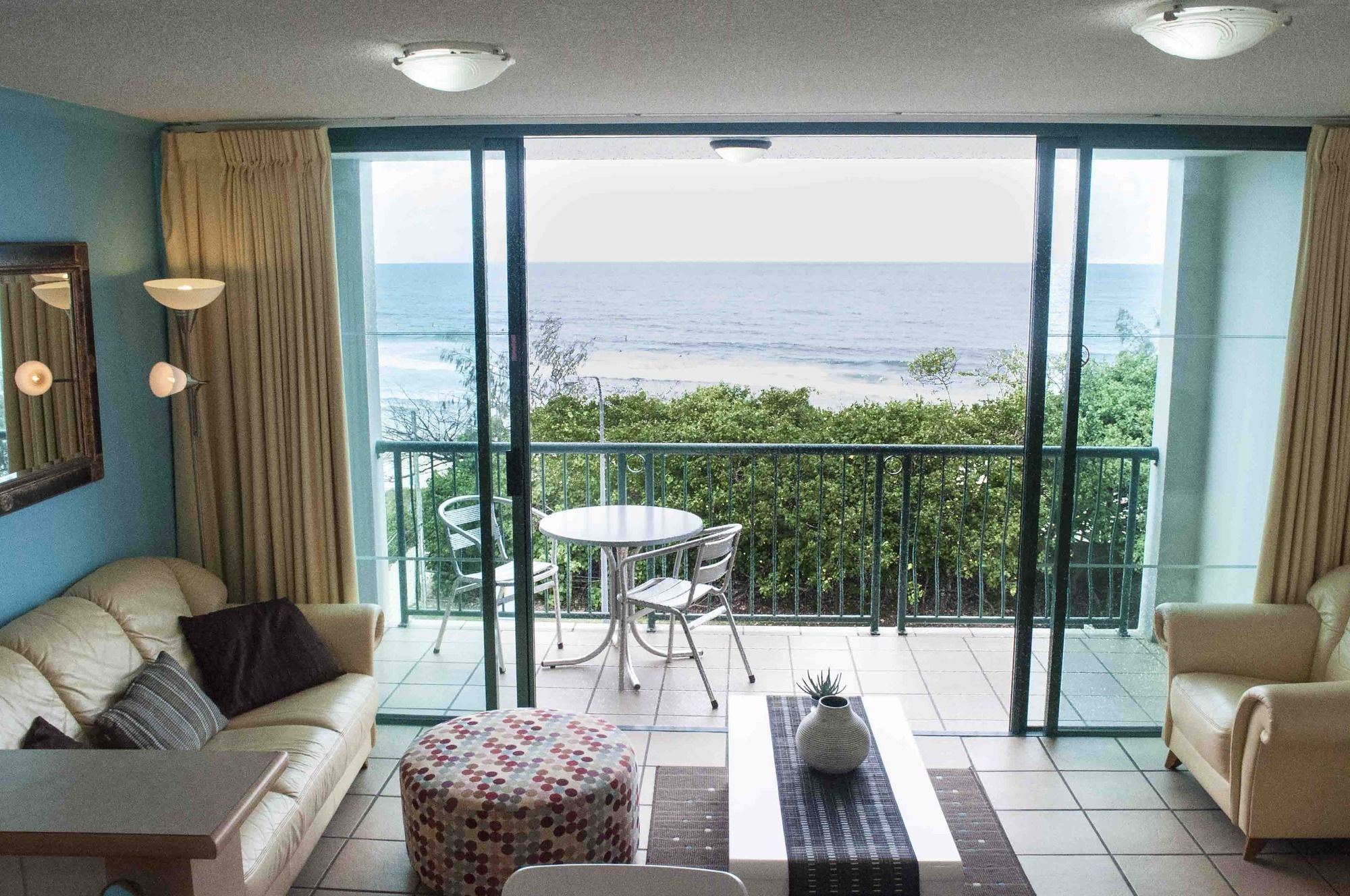 Grand Palais Beachside Resort