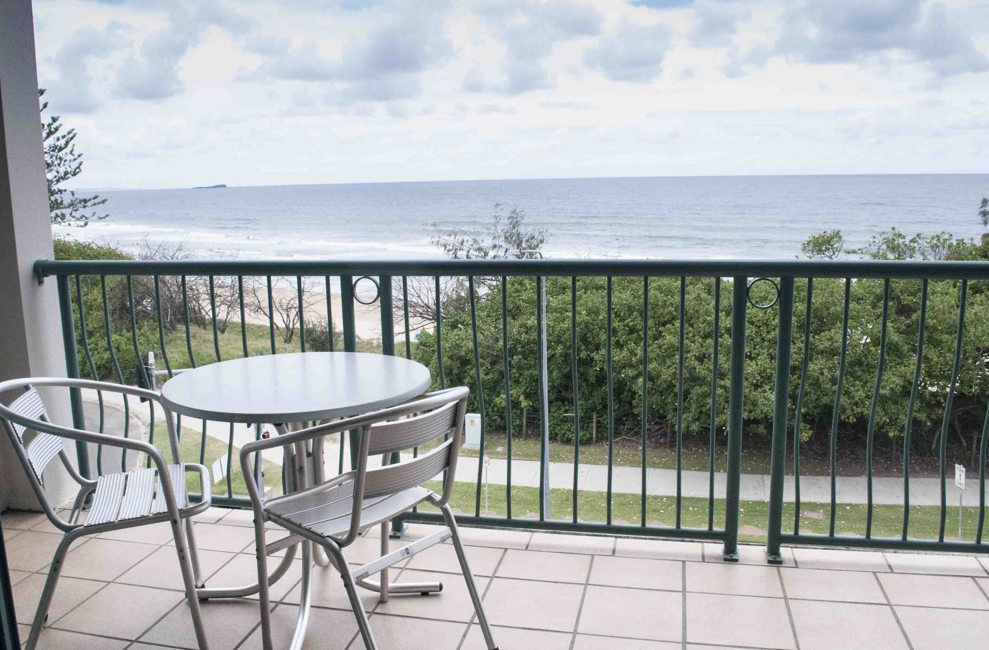Grand Palais Beachside Resort