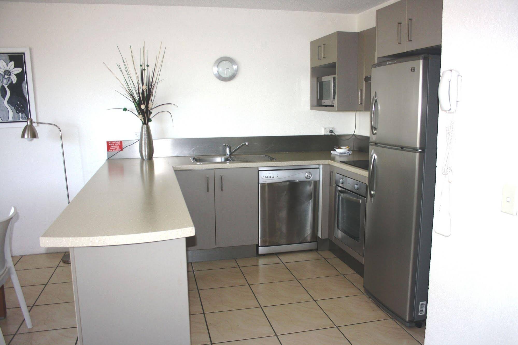 Mylos Holiday Apartments