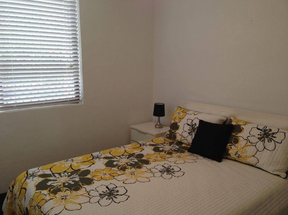 Mylos Holiday Apartments