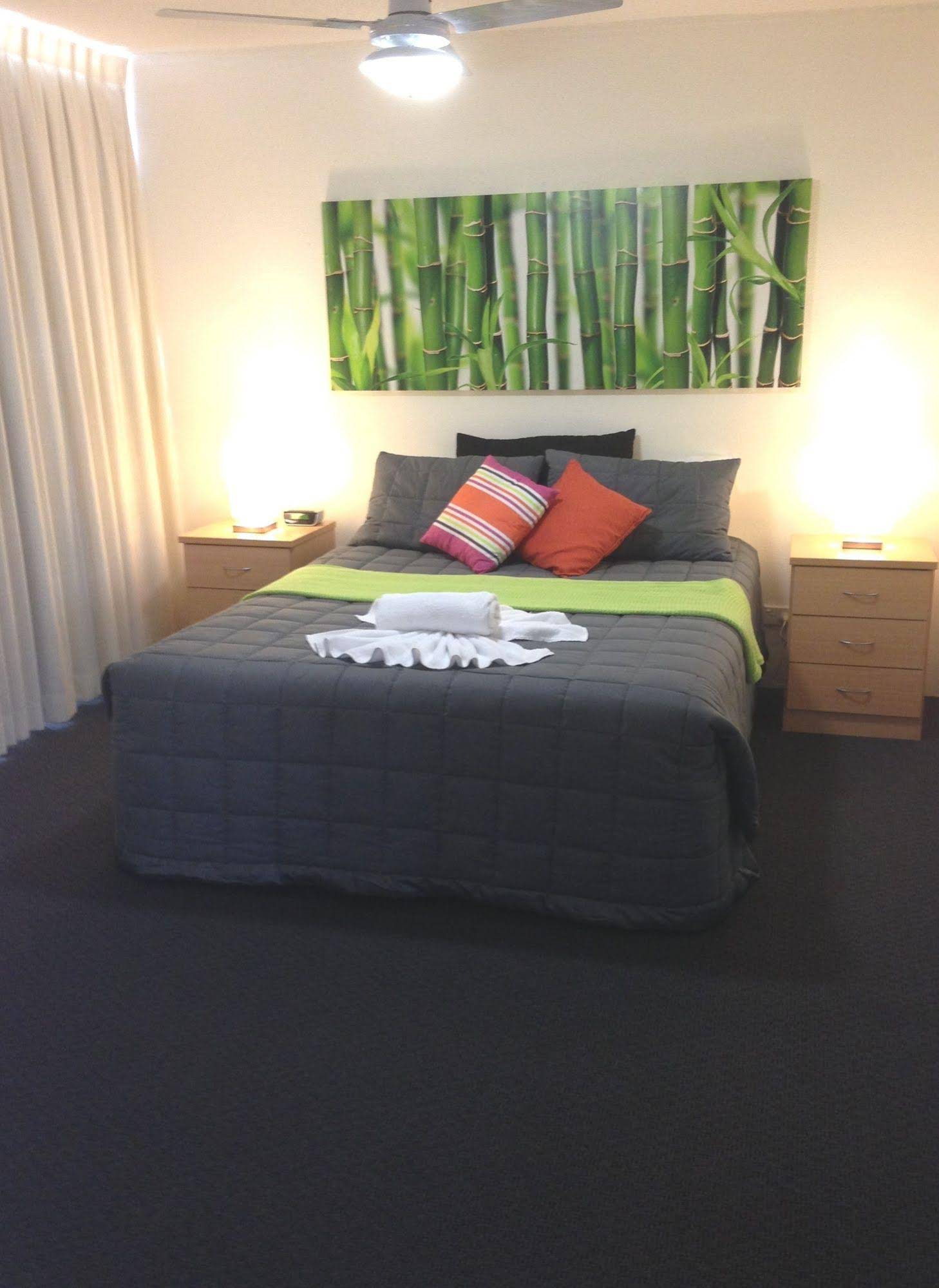 Mylos Holiday Apartments