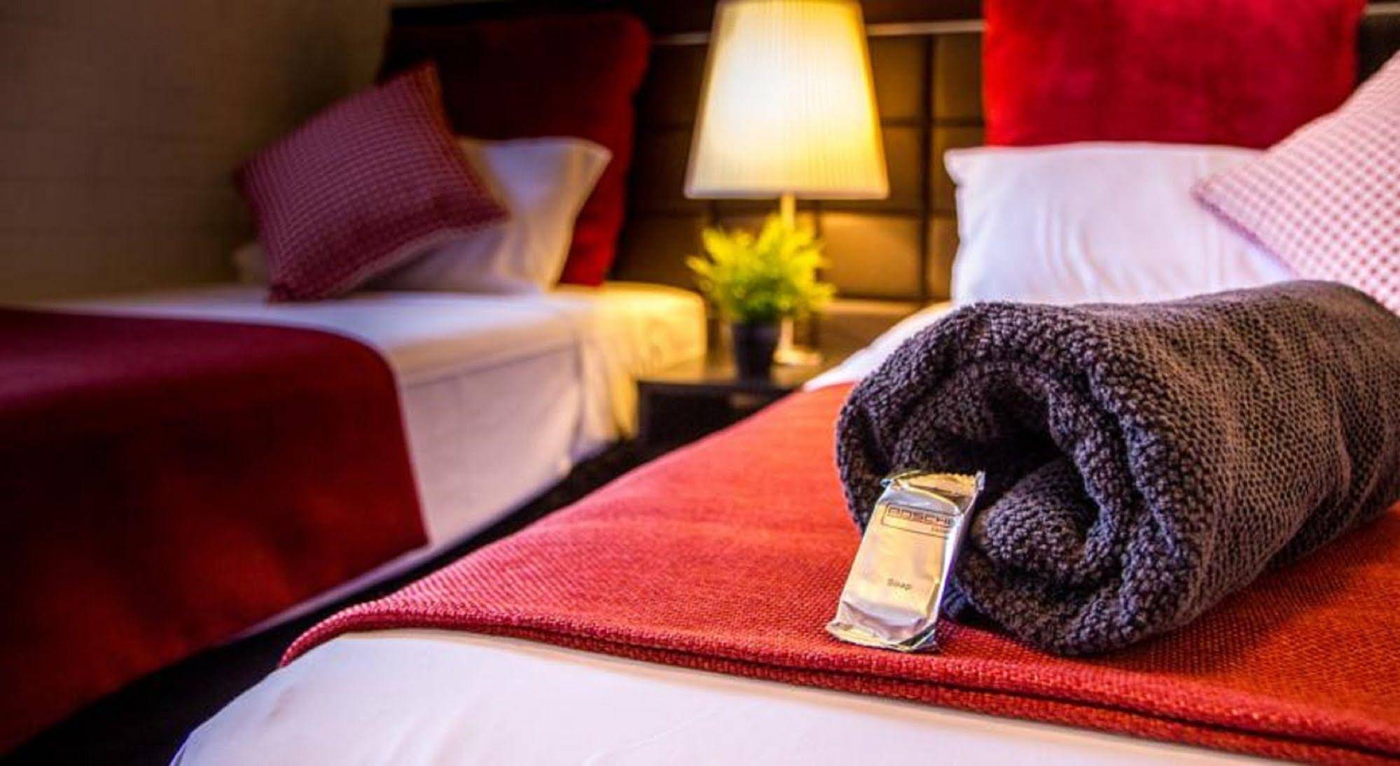 Ascot Budget Inn & Residences