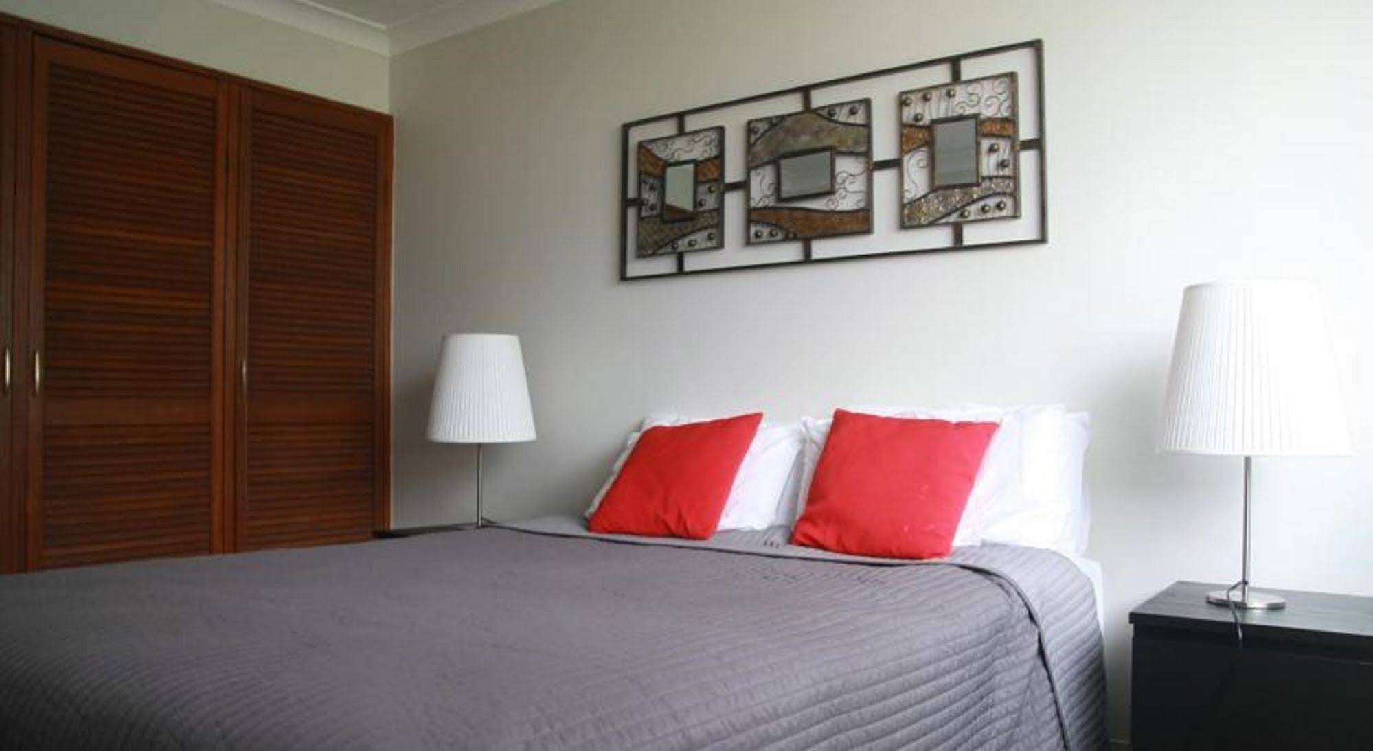 Ascot Budget Inn & Residences