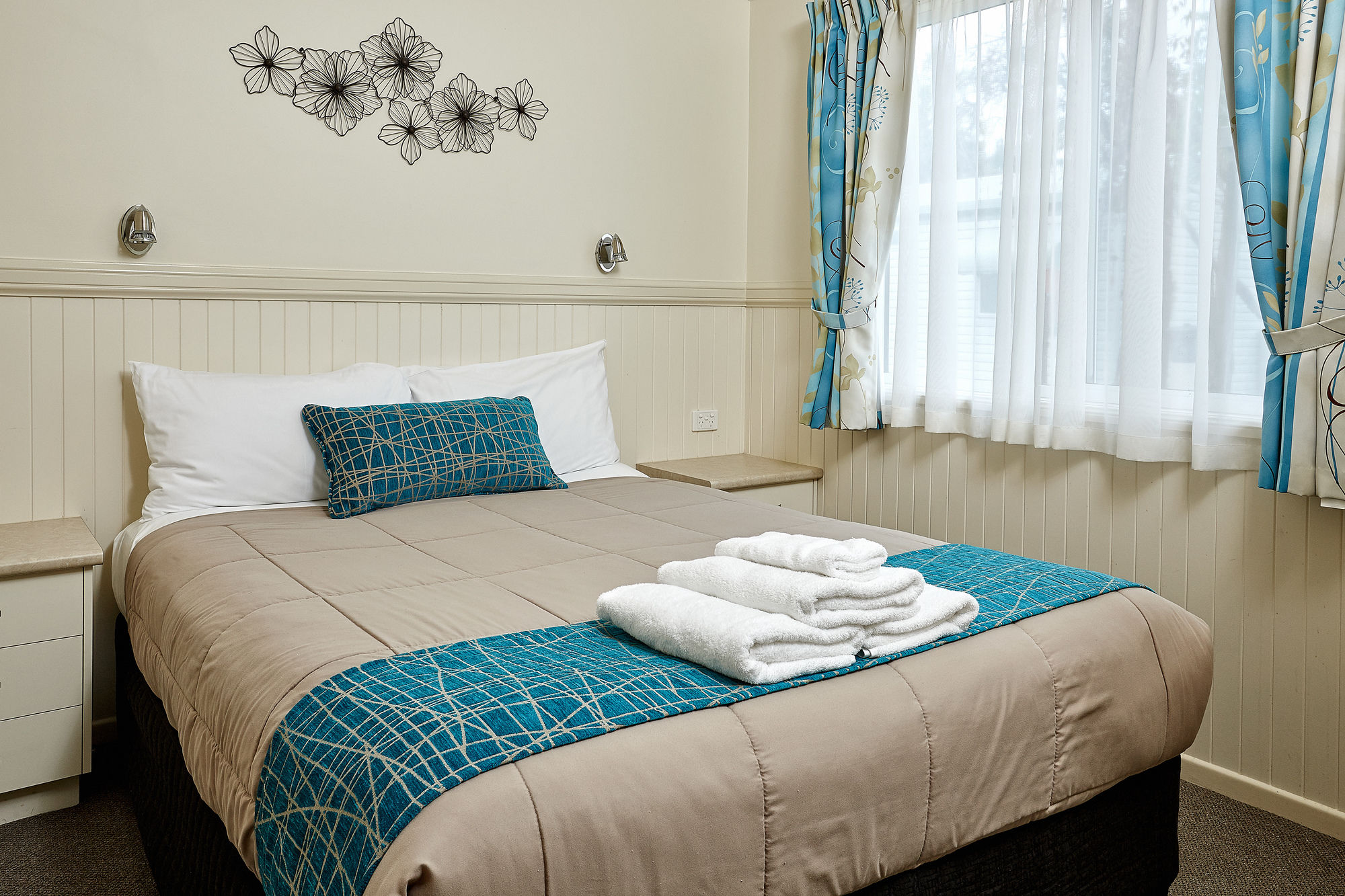 Ashmore Palms Holiday Village