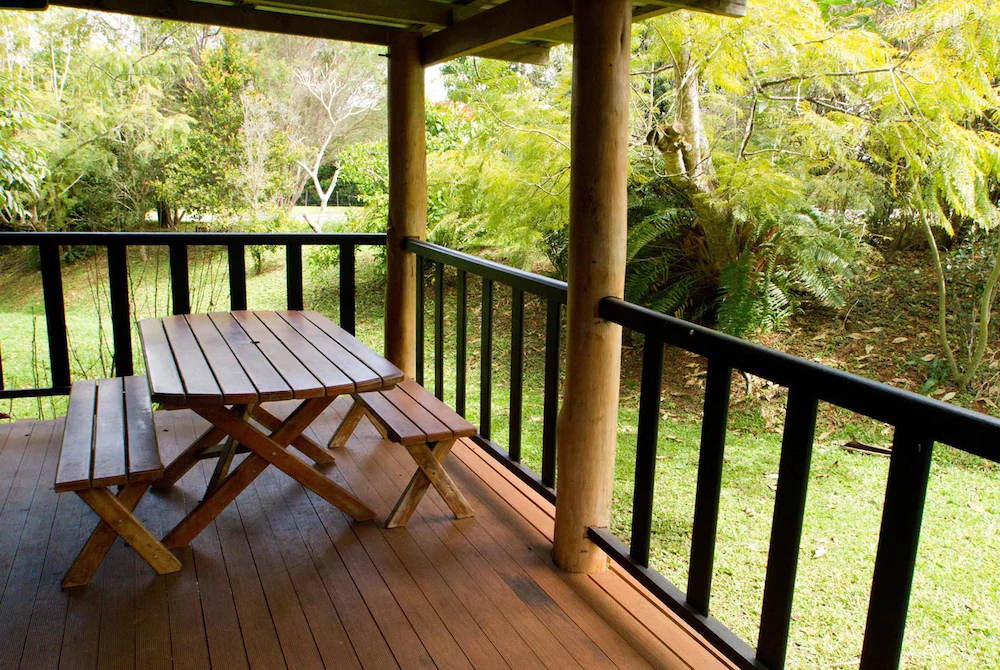 Lake Eacham Tourist Park & Self Contained Cabins