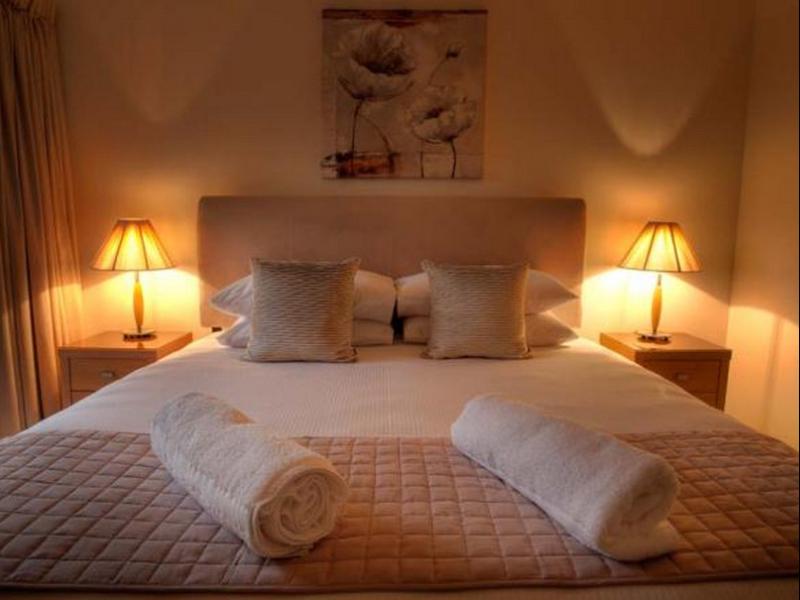 Azjure Studio Retreat