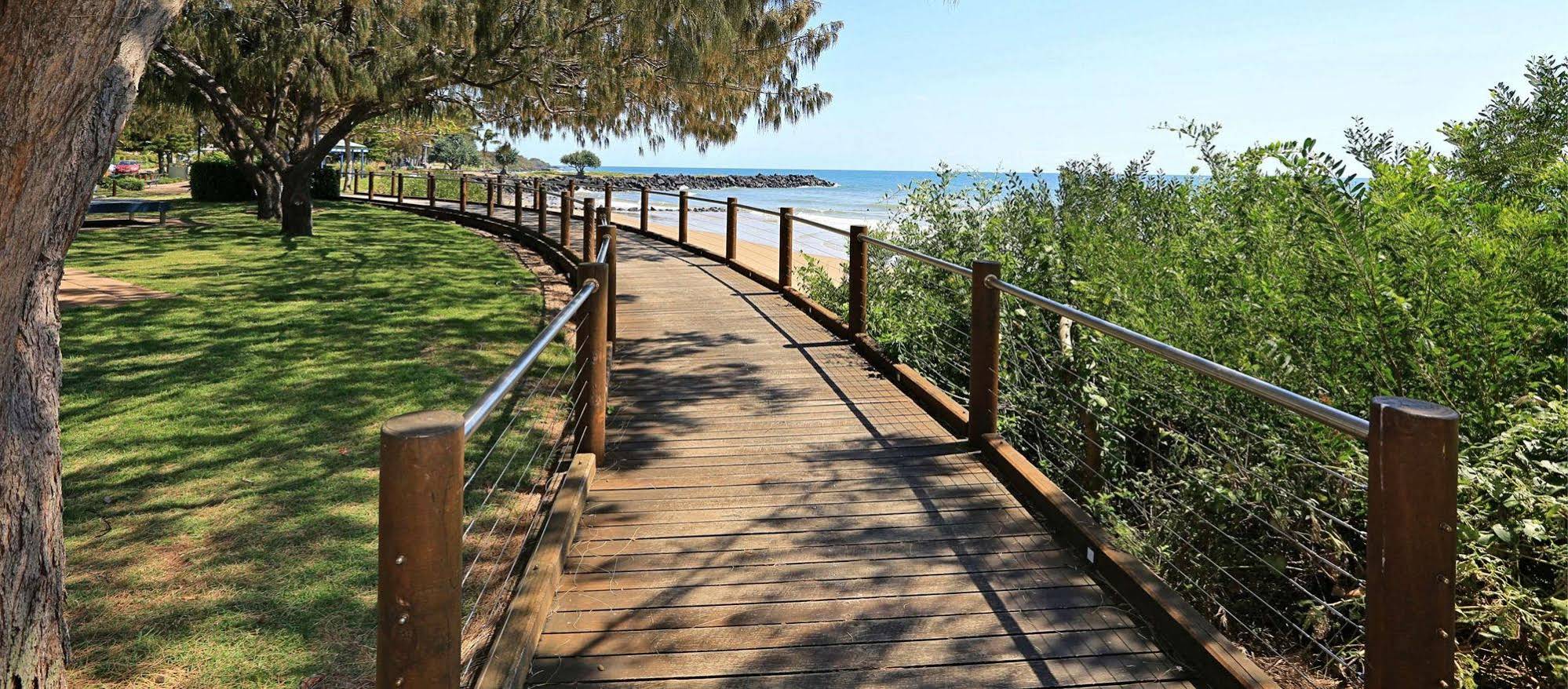 Bargara Gardens Motel & Holiday Villas