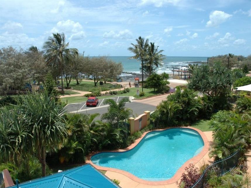 Kacys Bargara Beach Motel