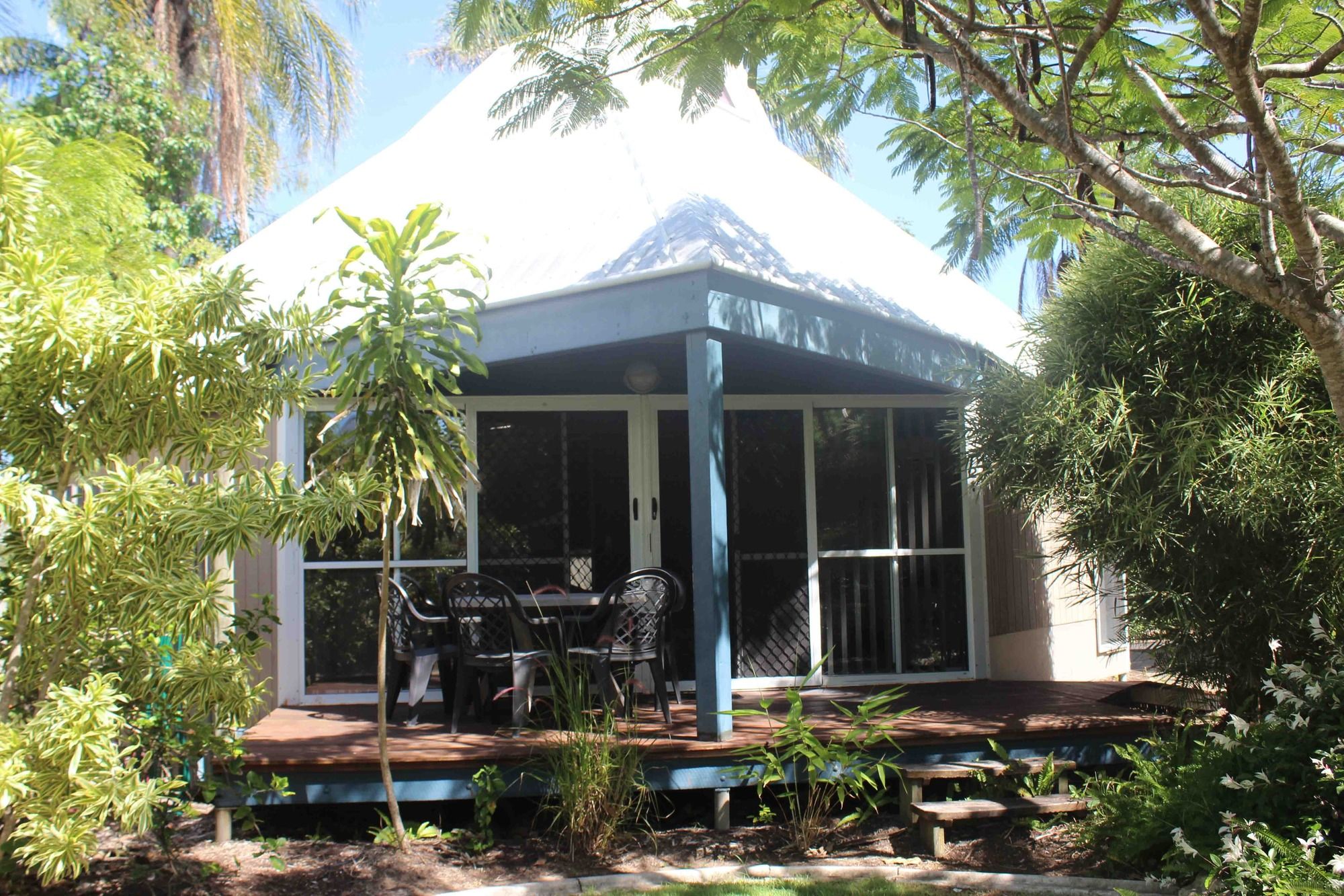 Kelly's Beach Resort