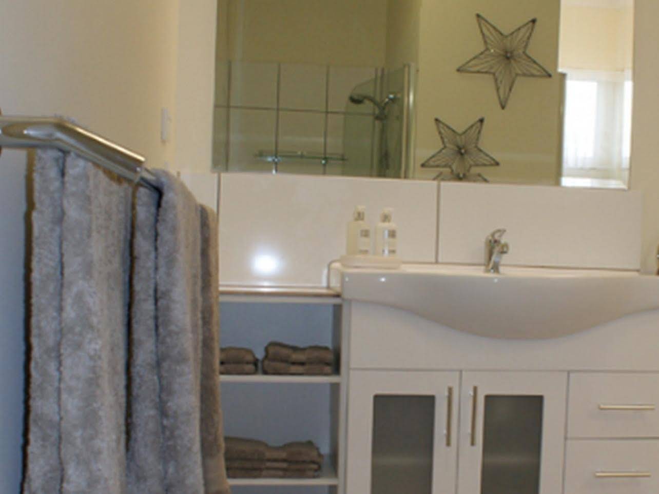 Tinaroo Sunset Retreat