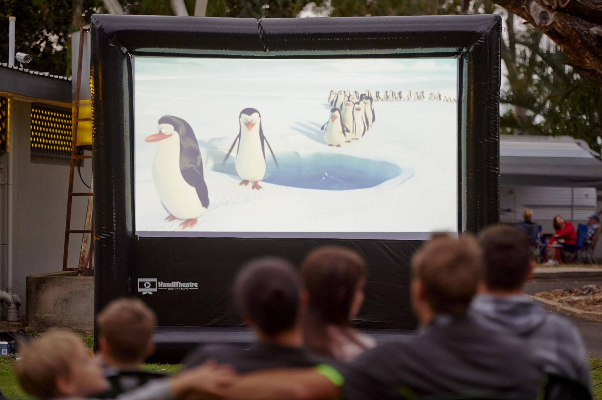 Rowes Bay Beachfront Holiday Park