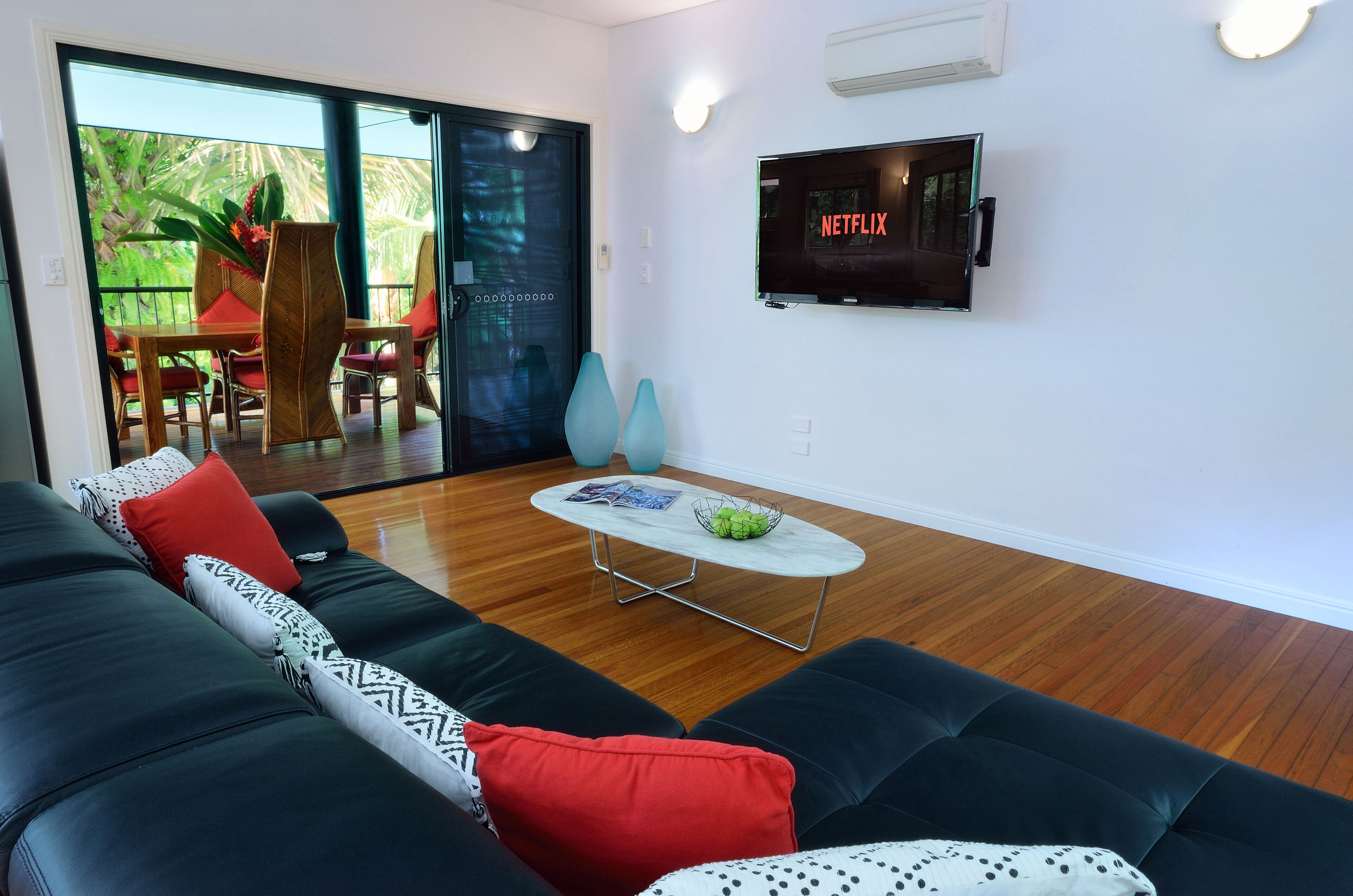 Misty Mountains Rainforest Retreat