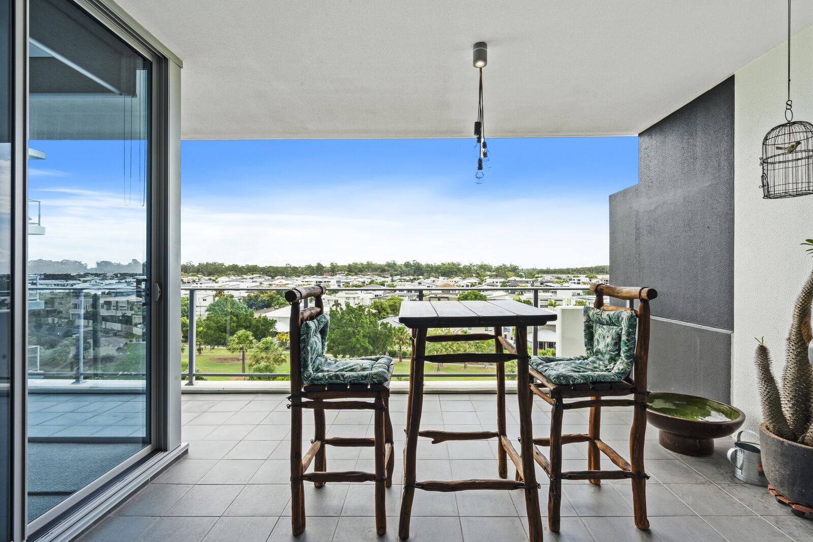 Harbour Quays Apartments