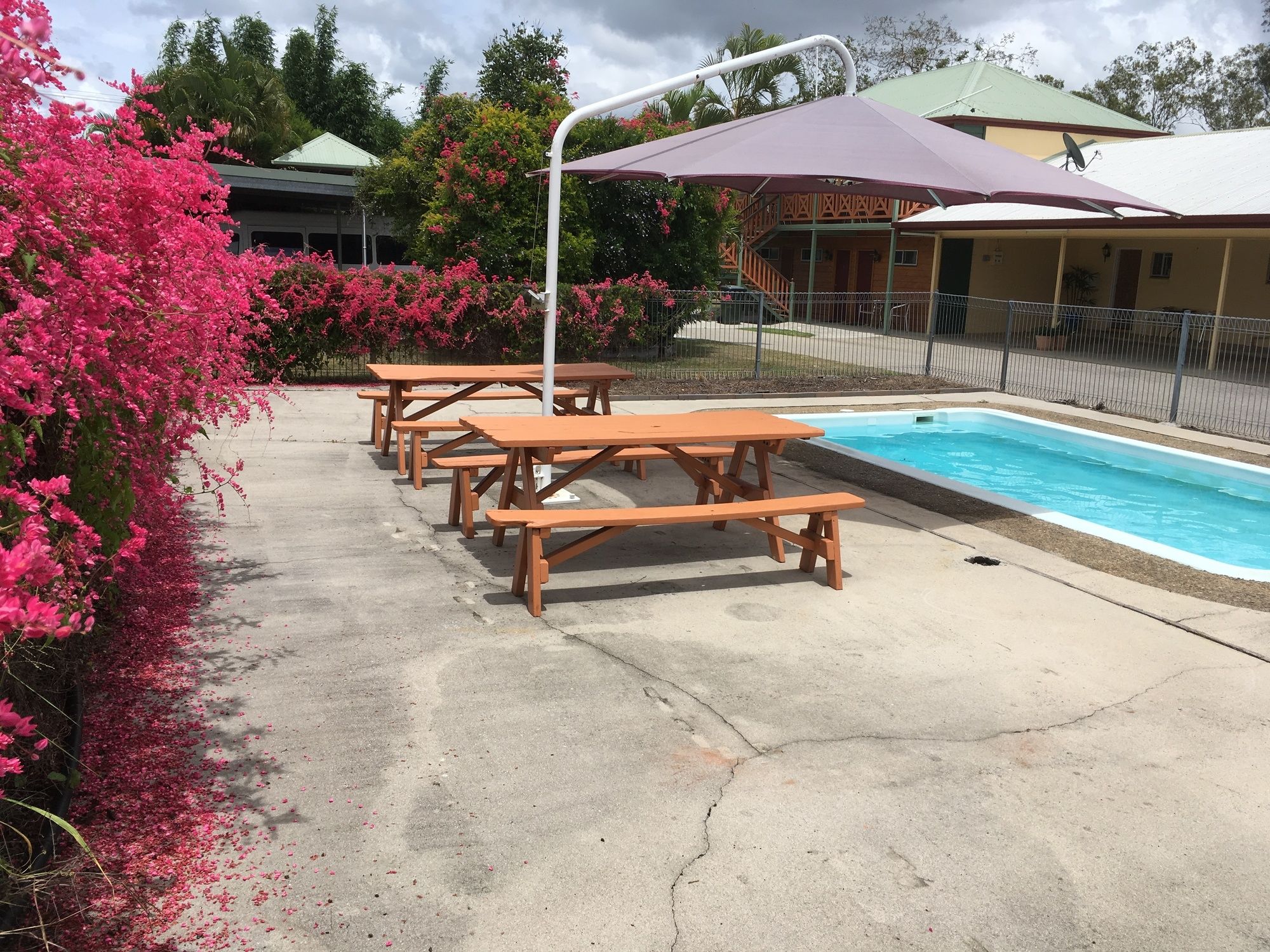 Bororen Motel