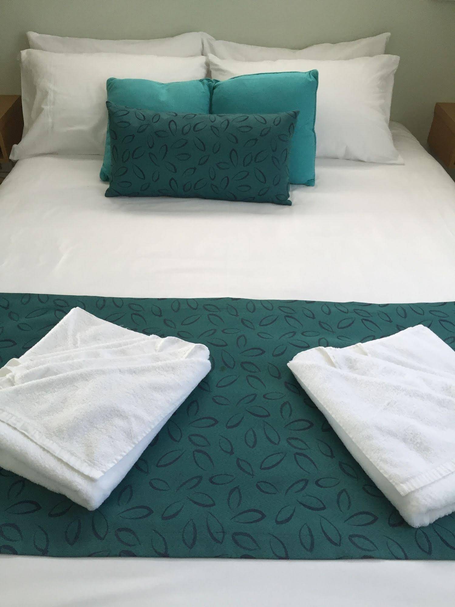 NRMA Bowen Beachfront Coral Coast Beachfront Holiday Park