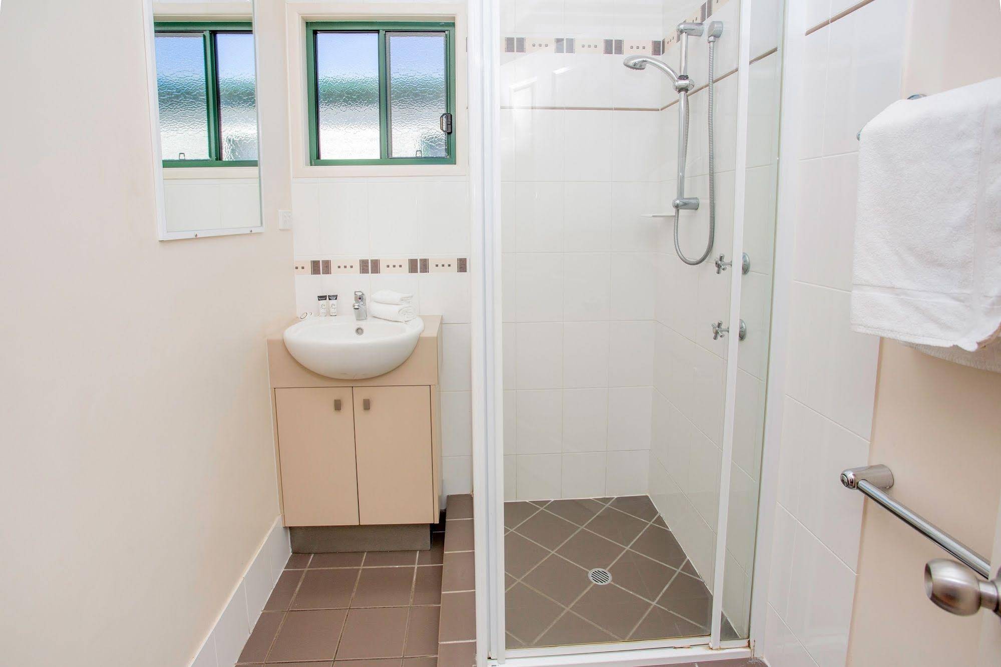 NRMA Bowen Beachfront Coral Coast Beachfront Holiday Park