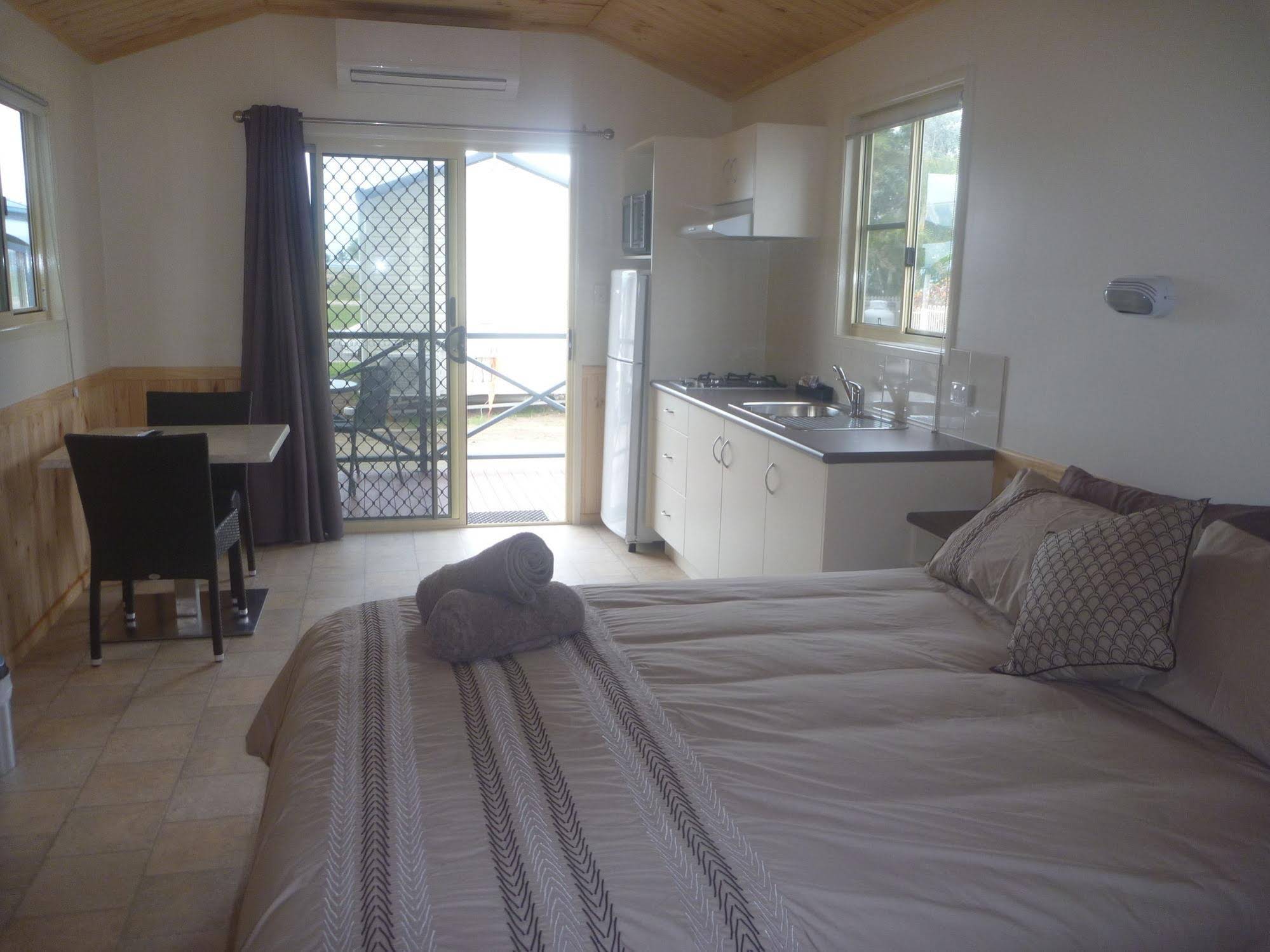 Harbour Lights Caravan Park