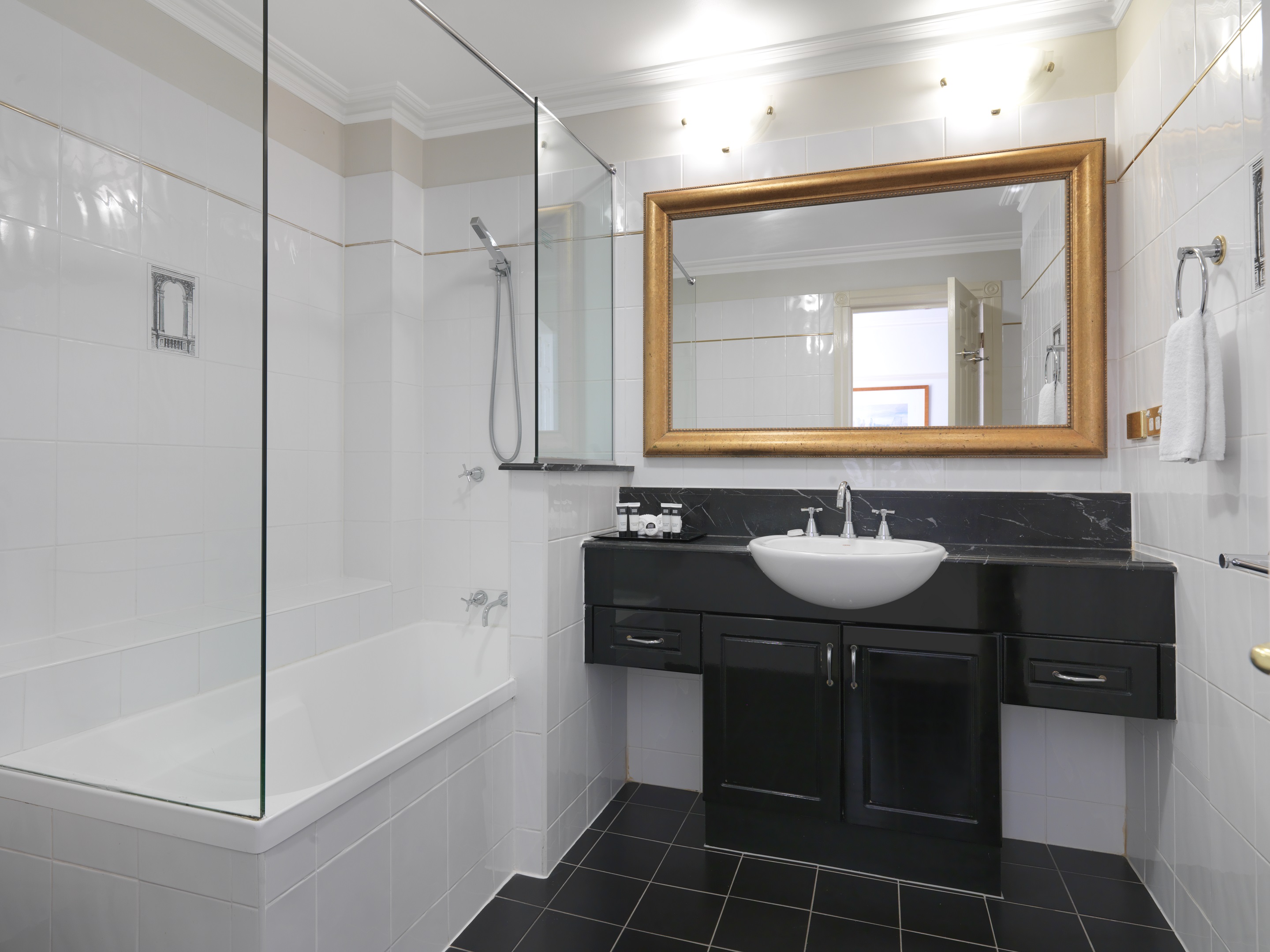 Adina Apartment Hotel Brisbane Anzac Square