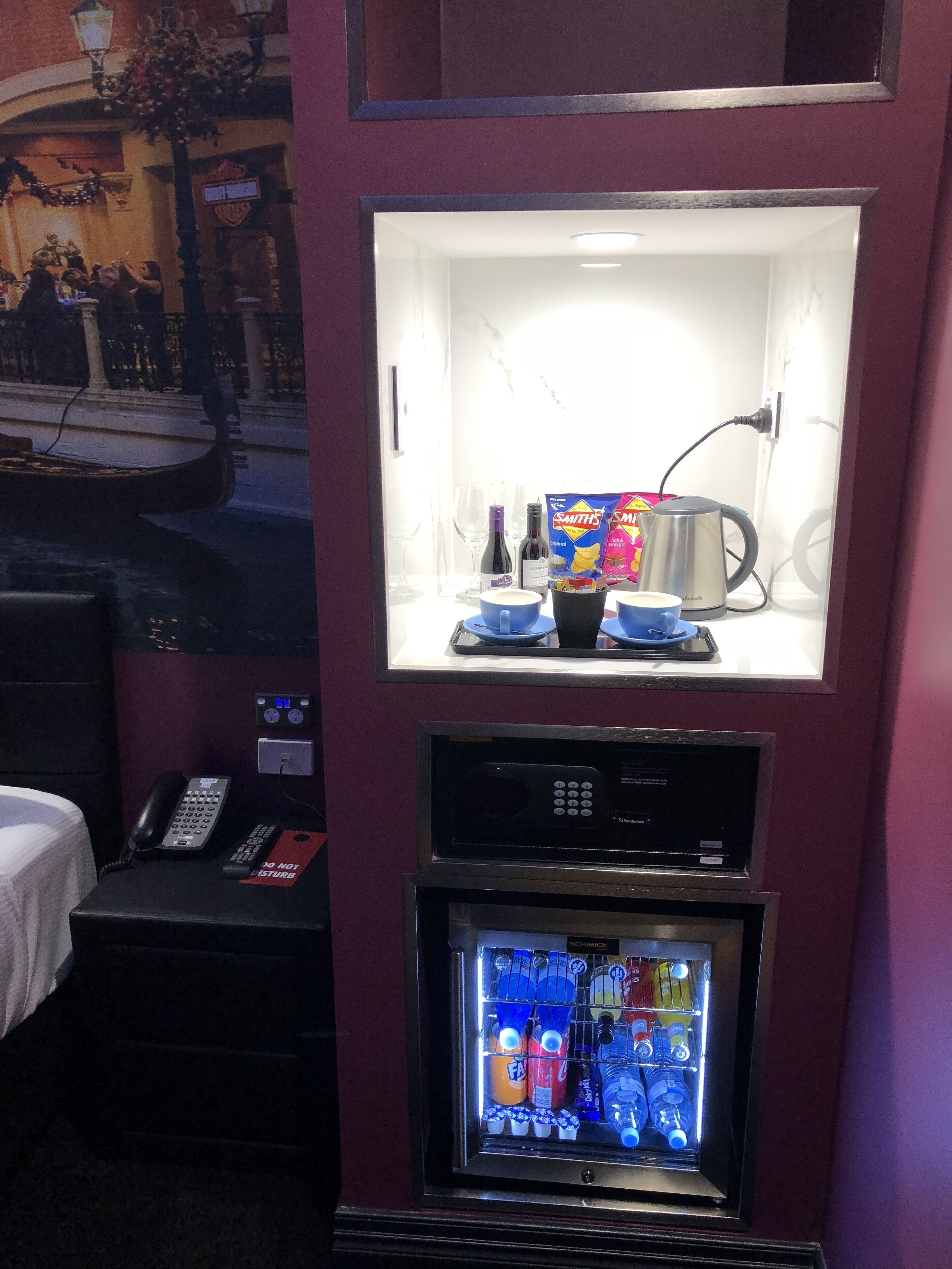 Amelia Budget Hotel