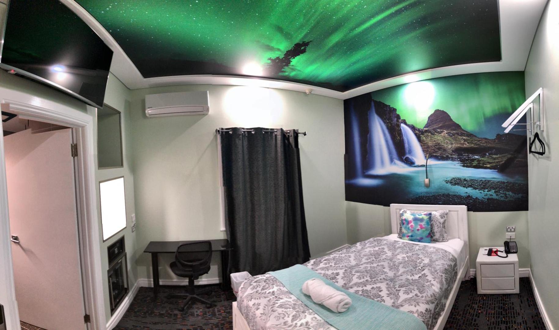 Amelia Budget Hotel