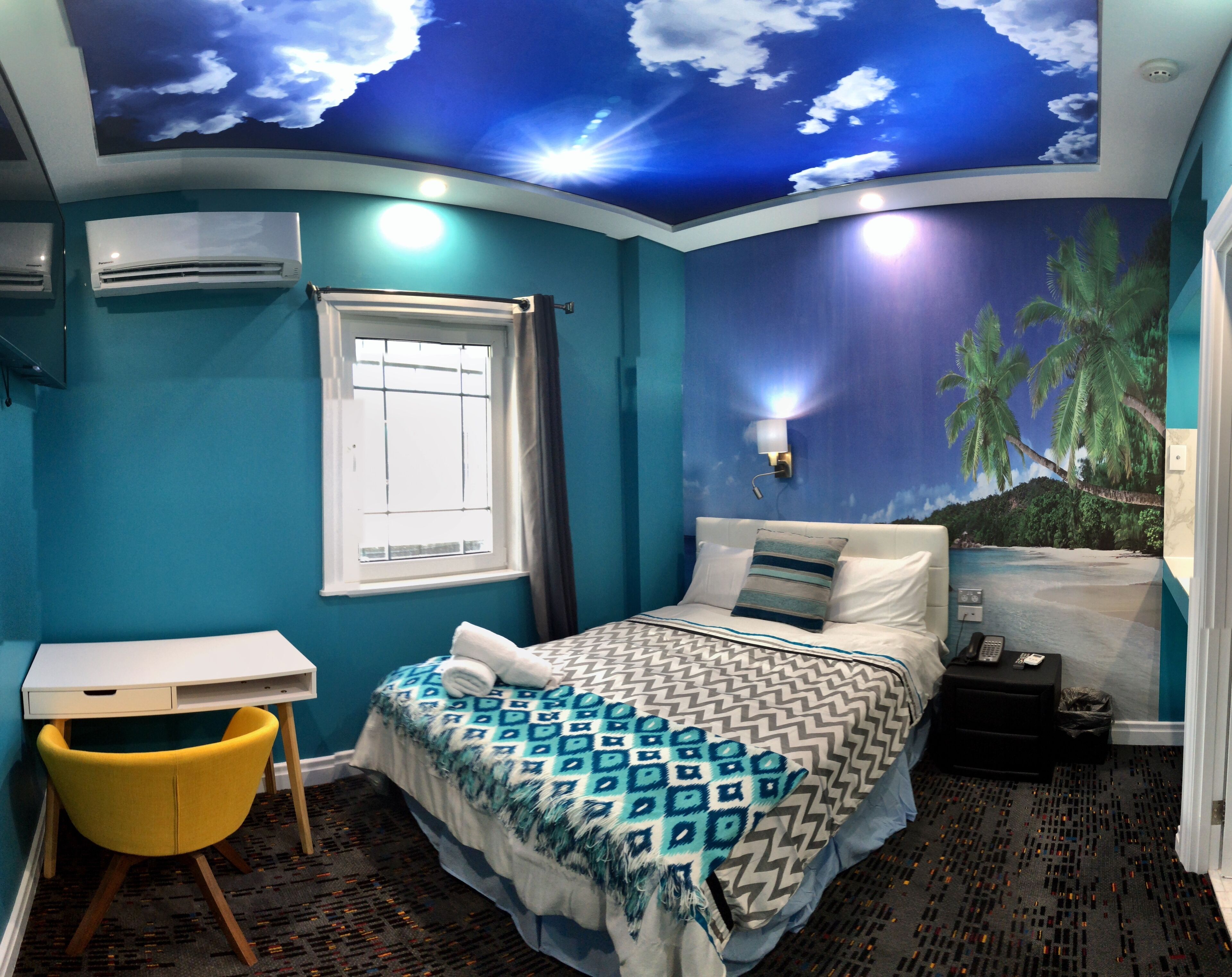 Amelia Budget Hotel