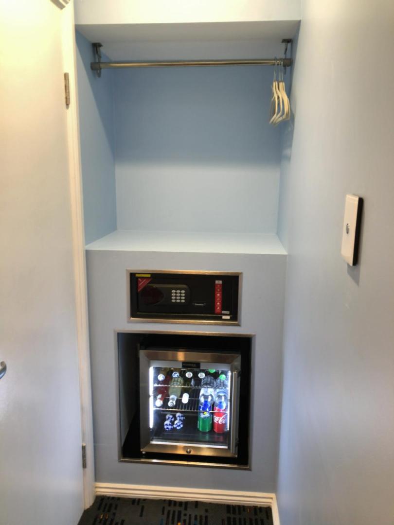 Amelia Budget Hotel