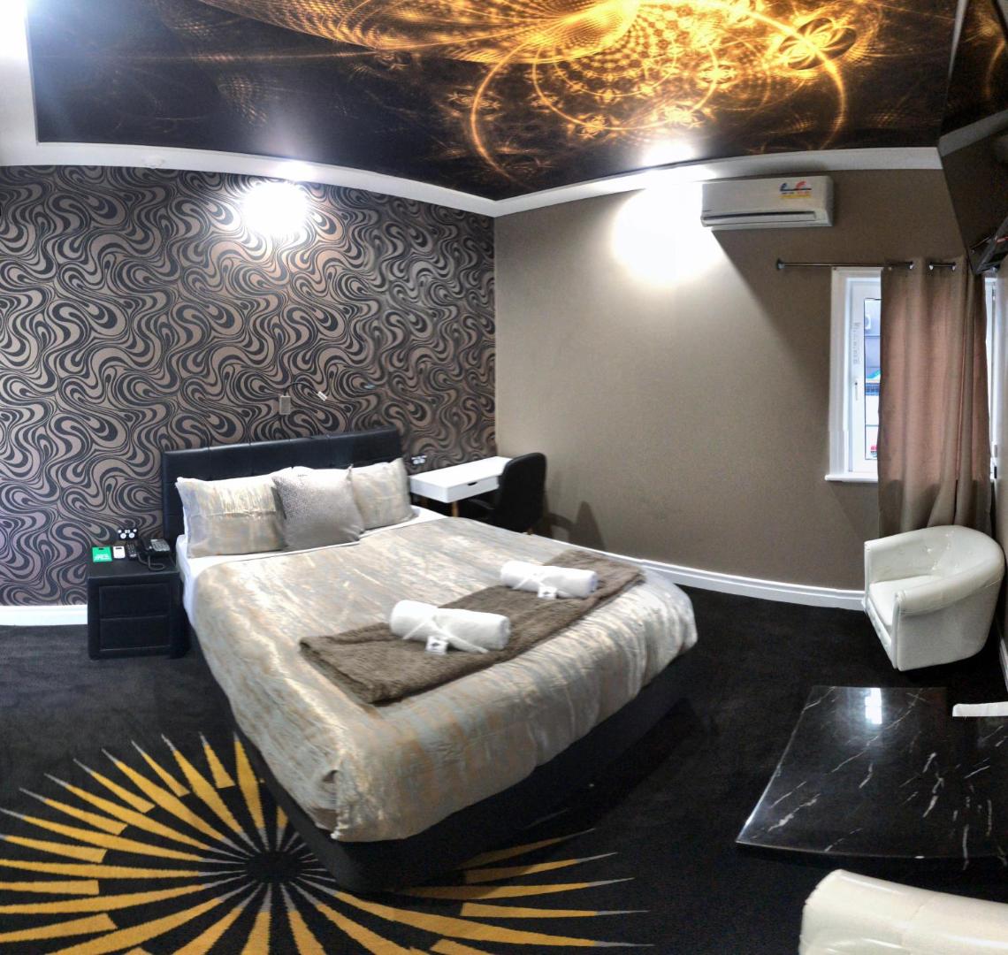 Amelia Budget Hotel