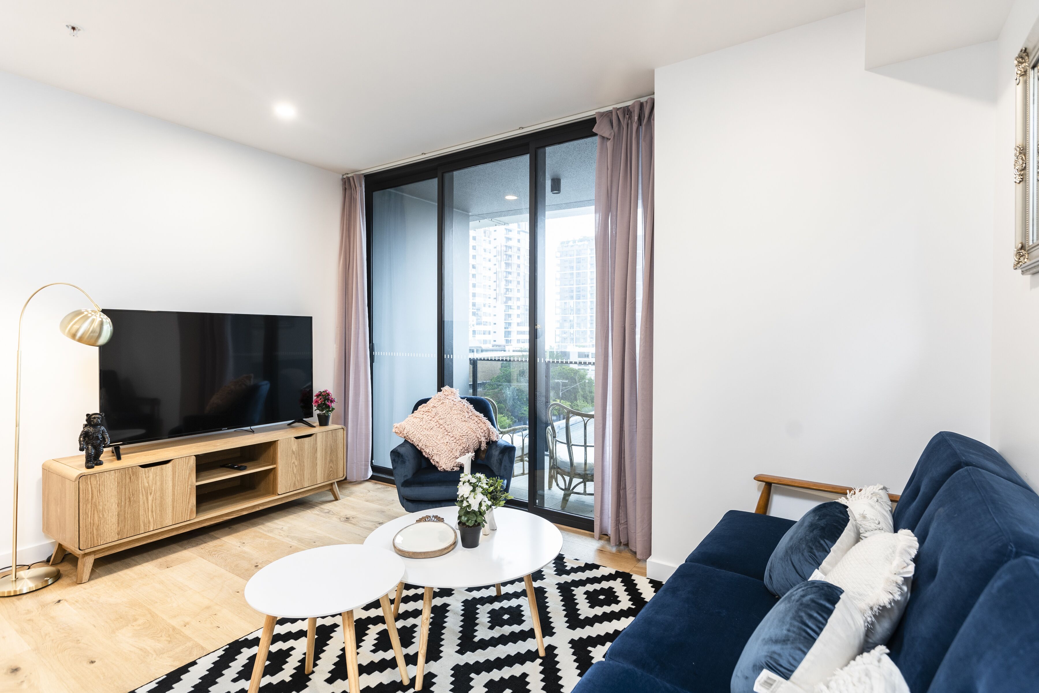 Brisbane One Apartments by CLLIX