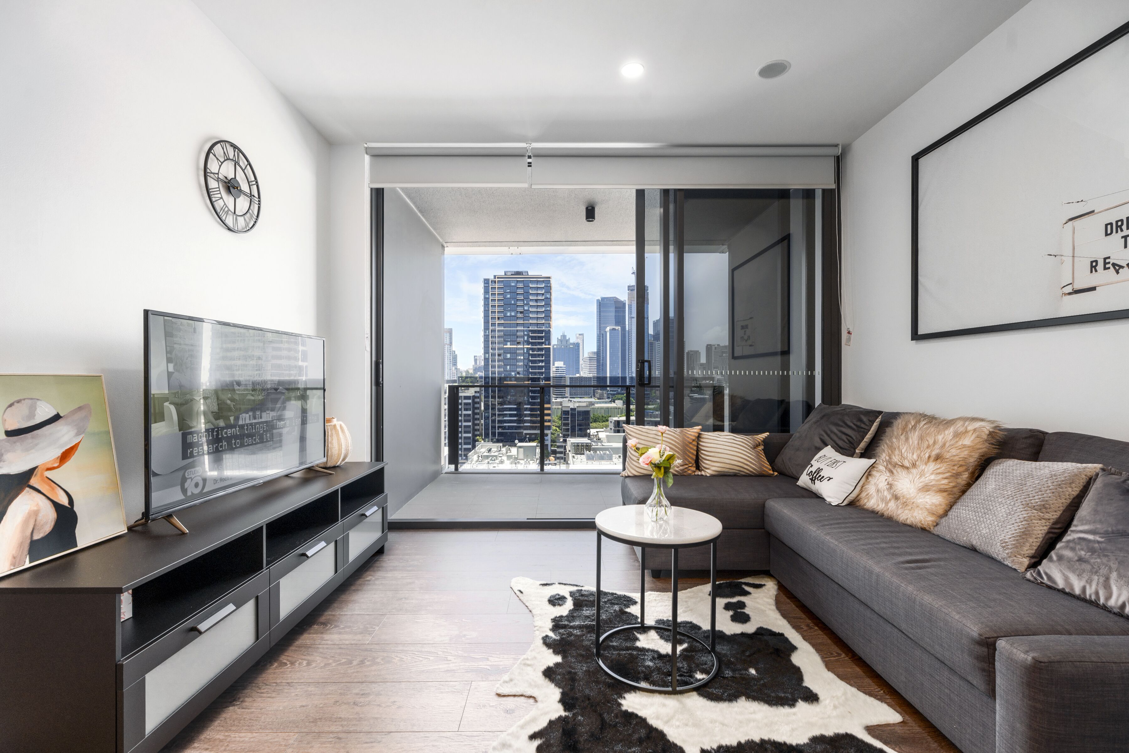 Brisbane One Apartments by CLLIX